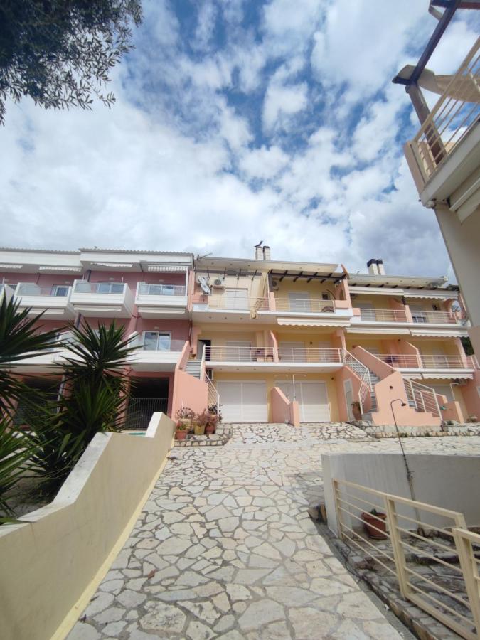 VráchosSeaside House别墅 外观 照片